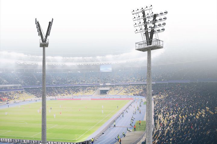 Mâts de stade de grande hauteur équipés de projecteurs